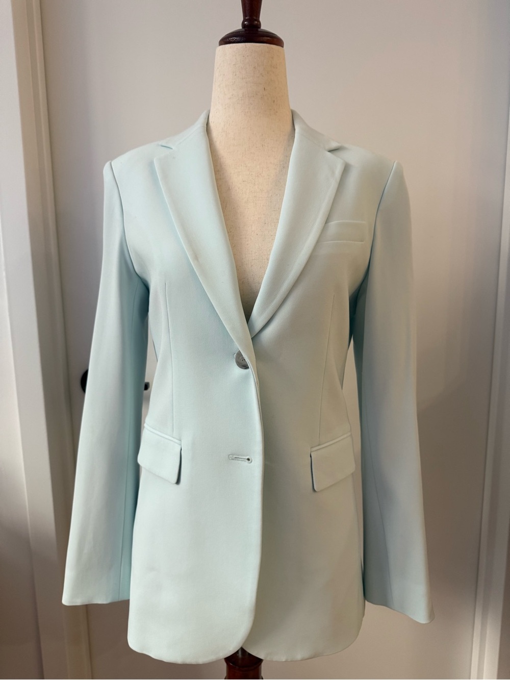Theory women’s suit